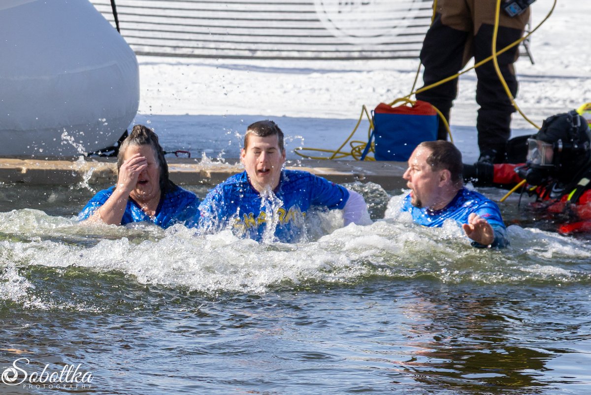 PlungeMN's tweet photo. Your first @ has to take the Plunge with you! Ready, set, TAG! https://t.co/qYvGswp1dL