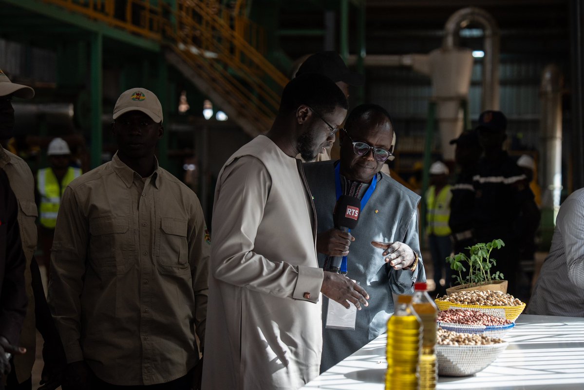 À Sendou, en inaugurant la raffinerie MAVAMAR Industries et en lançant la zone industrielle de Bargny-Sendou, j’ai réaffirmé une conviction profonde : le Sénégal ne peut plus se satisfaire d’un modèle économique fondé sur l’exportation de ses matières premières et l’importation