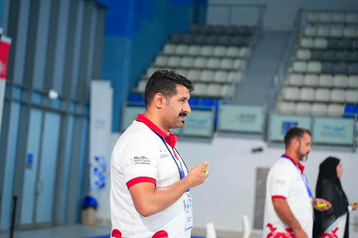Saudi_Swimming's tweet photo. 📸

جانب من مشاركة الحكم السعودي 🇸🇦الدولي 'خالد القحطاني' في إدارة منافسات بطولة مجلس التعاون الخليجي 30 للسباحة 🏆

كل التوفيق للحكم الدولي 🏁 https://t.co/v6O1BDQCjw