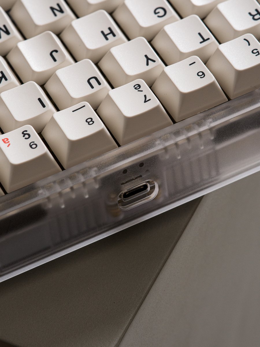 alexotos tweet media