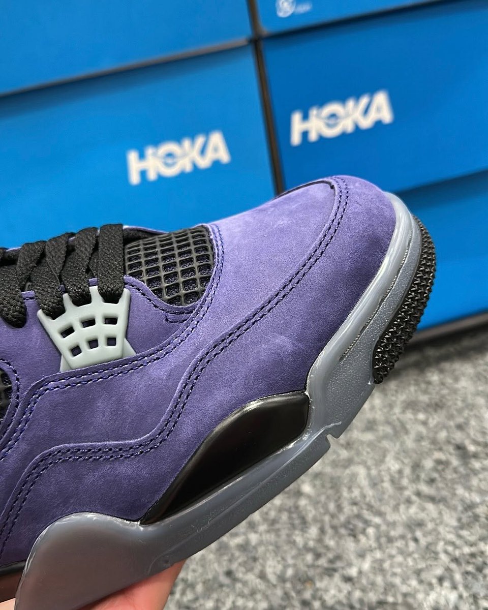JustFreshKicks's tweet photo. Air Jordan 4 Retro "Lakeshow" Releases March 7th 💛💜

Details: https://t.co/vXgXOa57eg https://t.co/mmVwd5AYMX