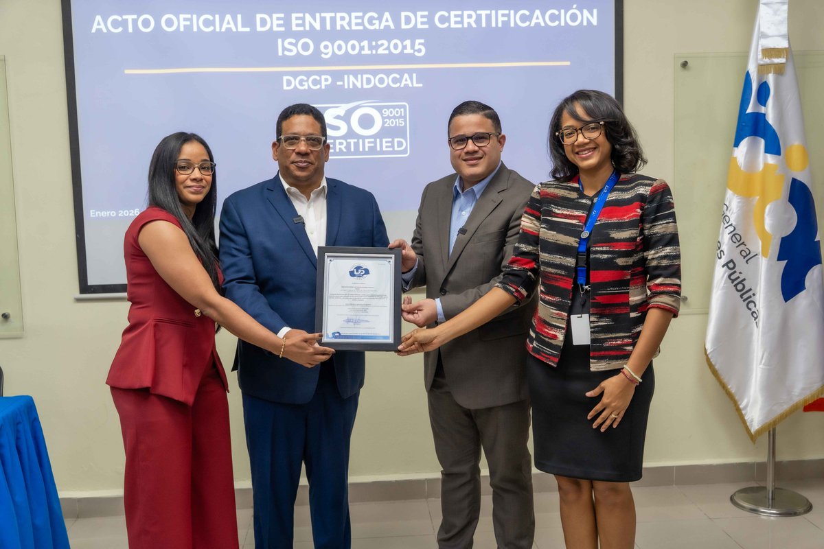 ComprasRD's tweet photo. Esta certificación avala la implementación de un Sistema de Gestión de la Calidad alineado con estándares internacionales y el proceso de habilitación de Unidades de Compras en el SECP, fortaleciendo la eficiencia, la transparencia y la mejora continua en la gestión pública. https://t.co/PZgVk2Y745