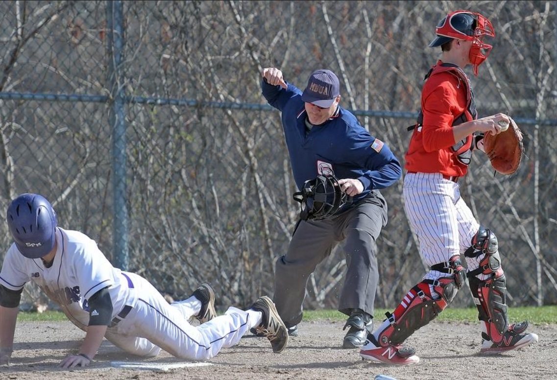 HIGH SCHOOL STUDENTS⚾ Love baseball? Get paid to stay in the game.
High school students — become a certified baseball umpire this season.
No experience needed.
👉 Sign up: worcesterumpireschool.com/registration 

#UmpireLife #HighSchoolBaseball #GetInTheGame