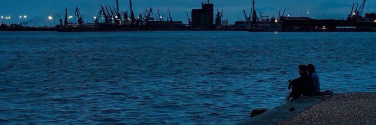 huzunlumesaj's tweet photo. “benim düşkünlüğüm sadece sana” https://t.co/DI1TikM8jd