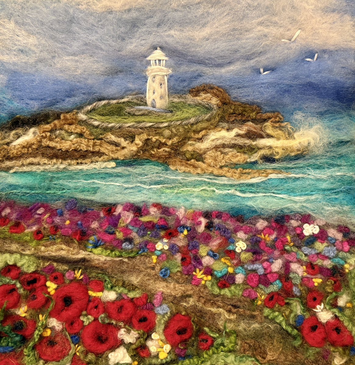 WildIndigoArt's tweet image. Pretty much done I think and ready for its frame. #wool