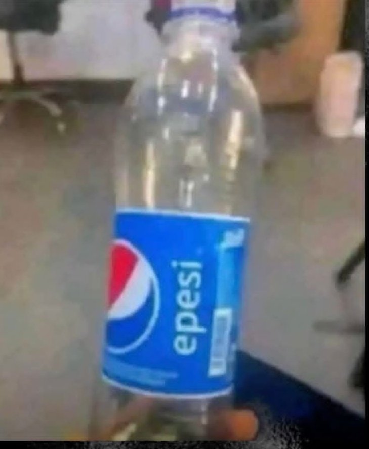 bod_repuplic's tweet photo. I don drink am finish before i see the name 😭💔 https://t.co/h6DiYMggpH
