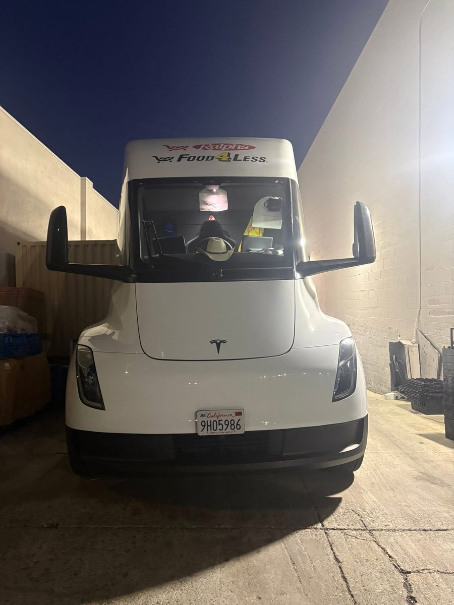 Rob Fitzgerald tweet media