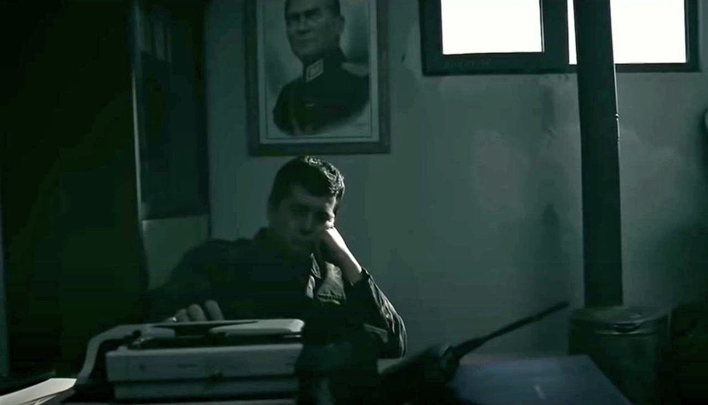 “İnsanın küstüğü kendi olunca, araya girip barıştıranı da olmuyor.”