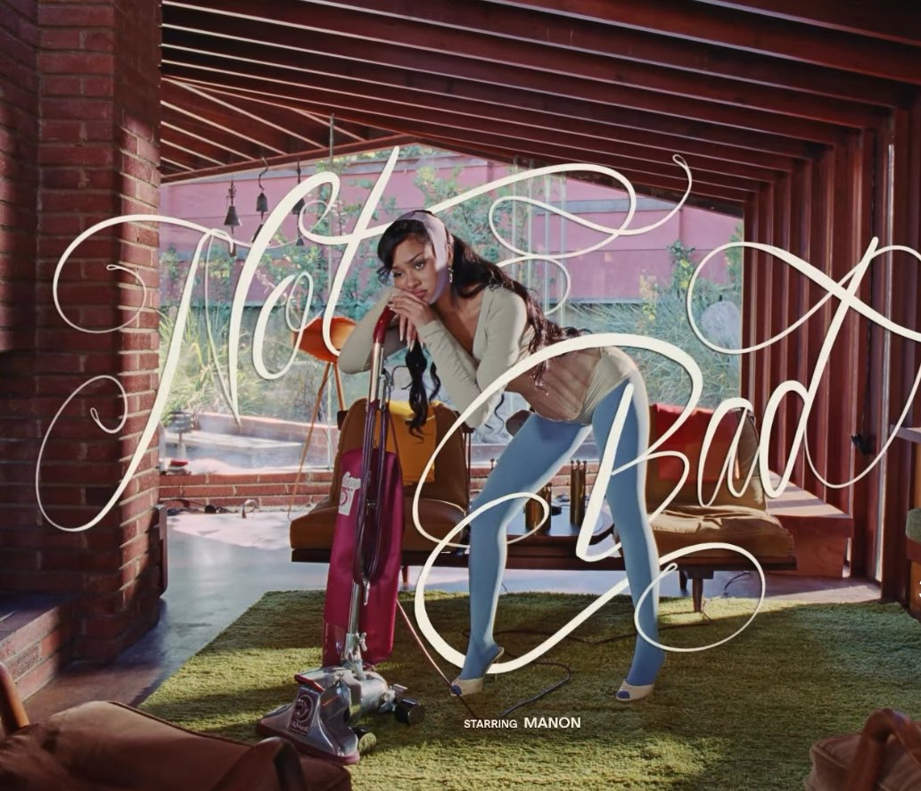 manoniverse's tweet image. ACTRESS MANON WHEN???