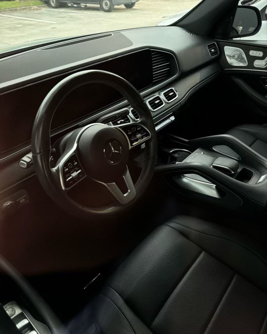 JJ⁷ in the box ❂ ∞ ✨#TheBallads✨| RIP D'Angelo🦋🍉 tweet media