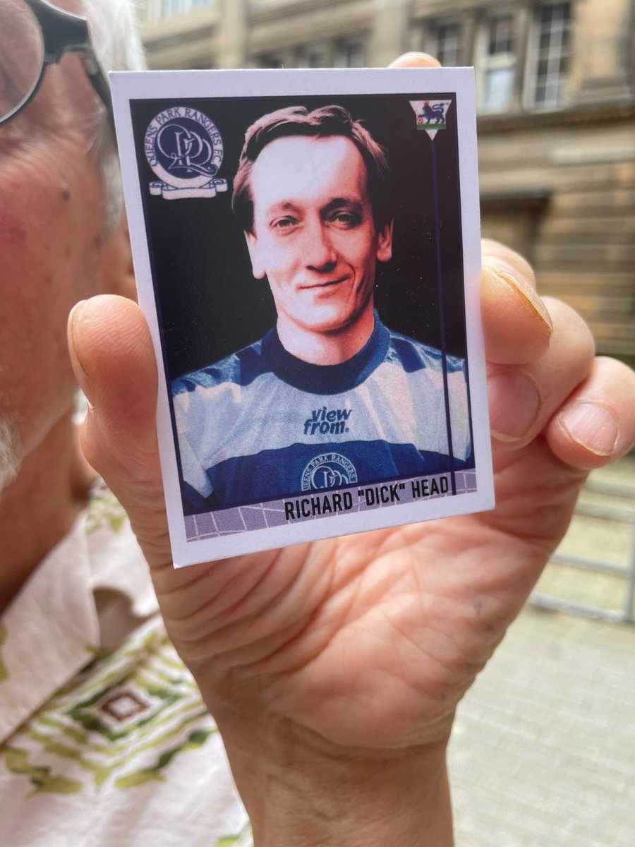 Talking Bottom tweet media