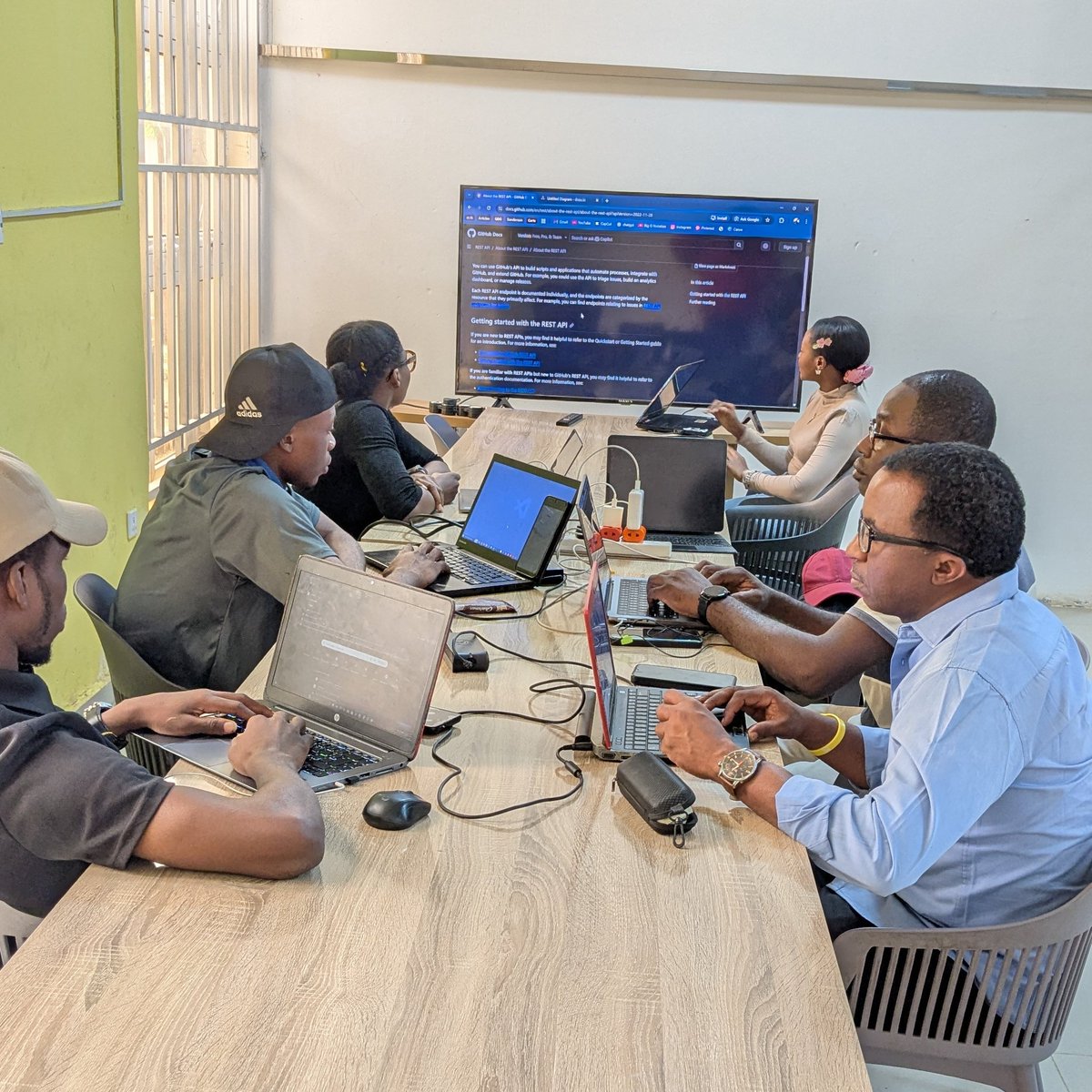 CoLab_kd's tweet photo. Hands-On AI is our newest community meet-up created for anyone curious about AI and ready to learn by doing.
It’s practical, collaborative, and completely free.
#HandsOnAI #CoLabCommunity #AIforBeginners #LearnByDoing #FreeTechEvents https://t.co/spSpx0cUn7