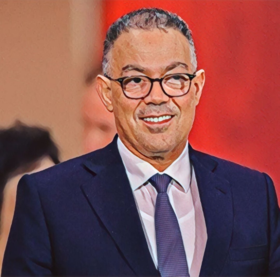 سواء أعجبكم ذلك أم لم يعجبكم، فإن هذا الرجل يحظى بالاحترام، فقد أثار نجاحه الغيرة والكراهية والعداء في جميع أنحاء إفريقيا. هذا هو الثمن الذي غالبًا ما تدفعونه عندما تتجاوزون التوقعات