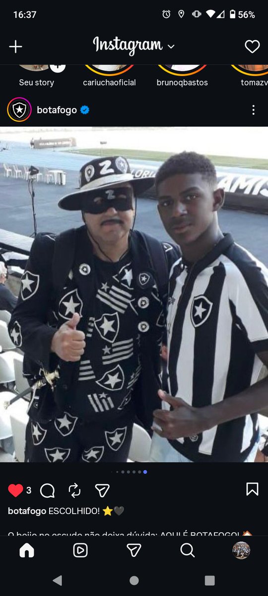 Incrível como nenhum jogador revelado pelo lado de lá torce por eles kkkkkkkkkkk