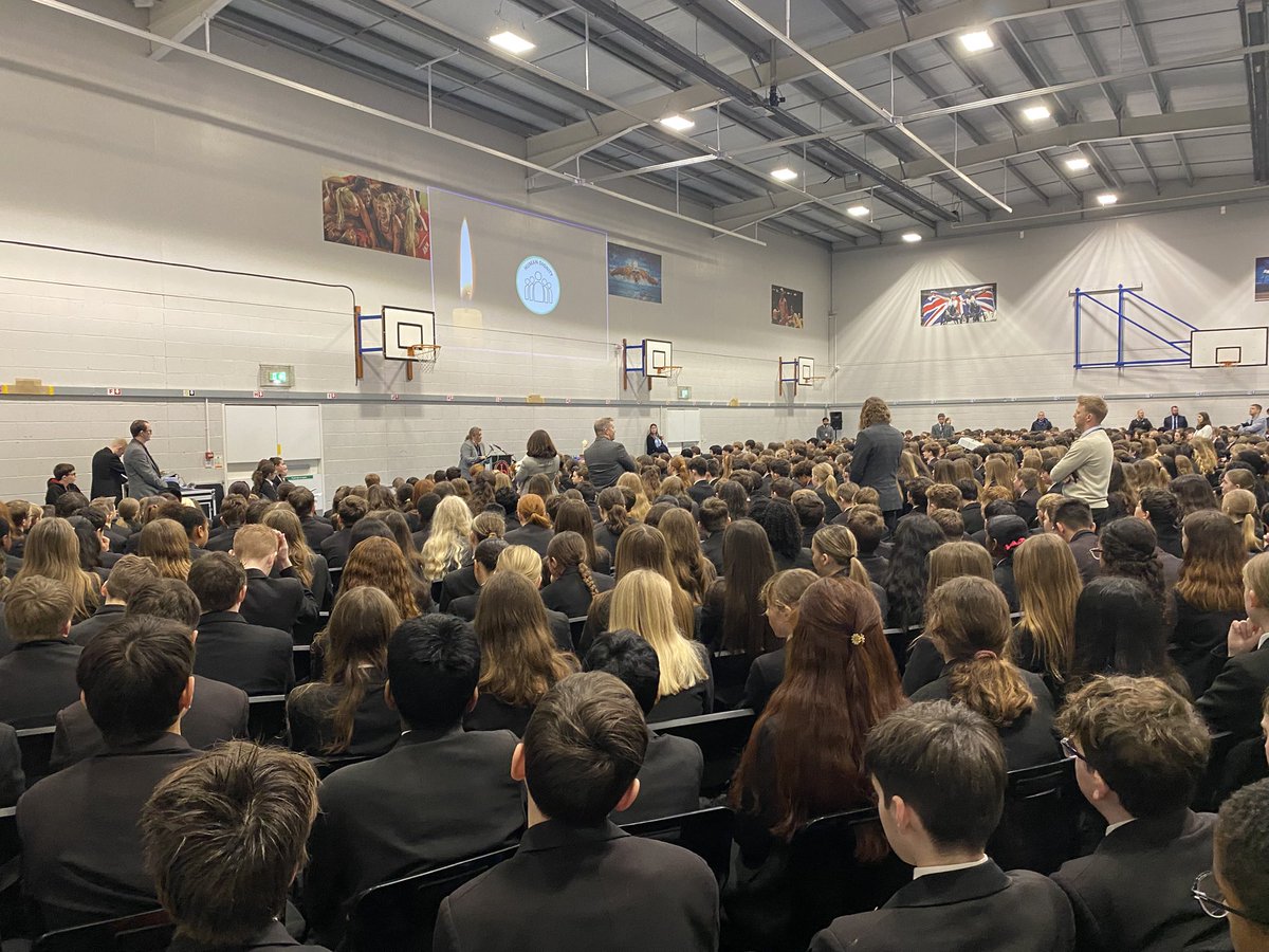 St Oscar Romero Catholic School tweet media