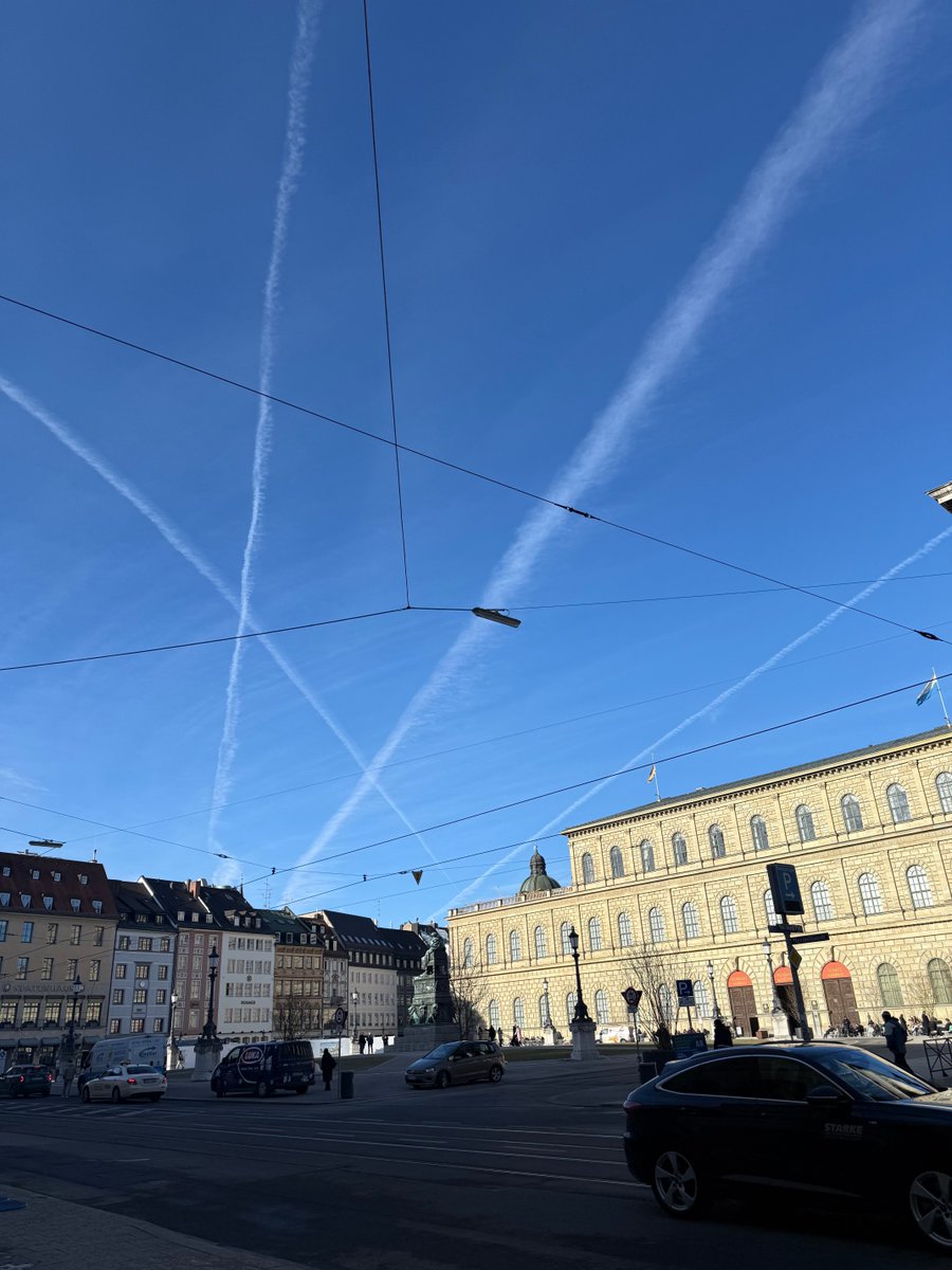 Monika Gruber tweet media