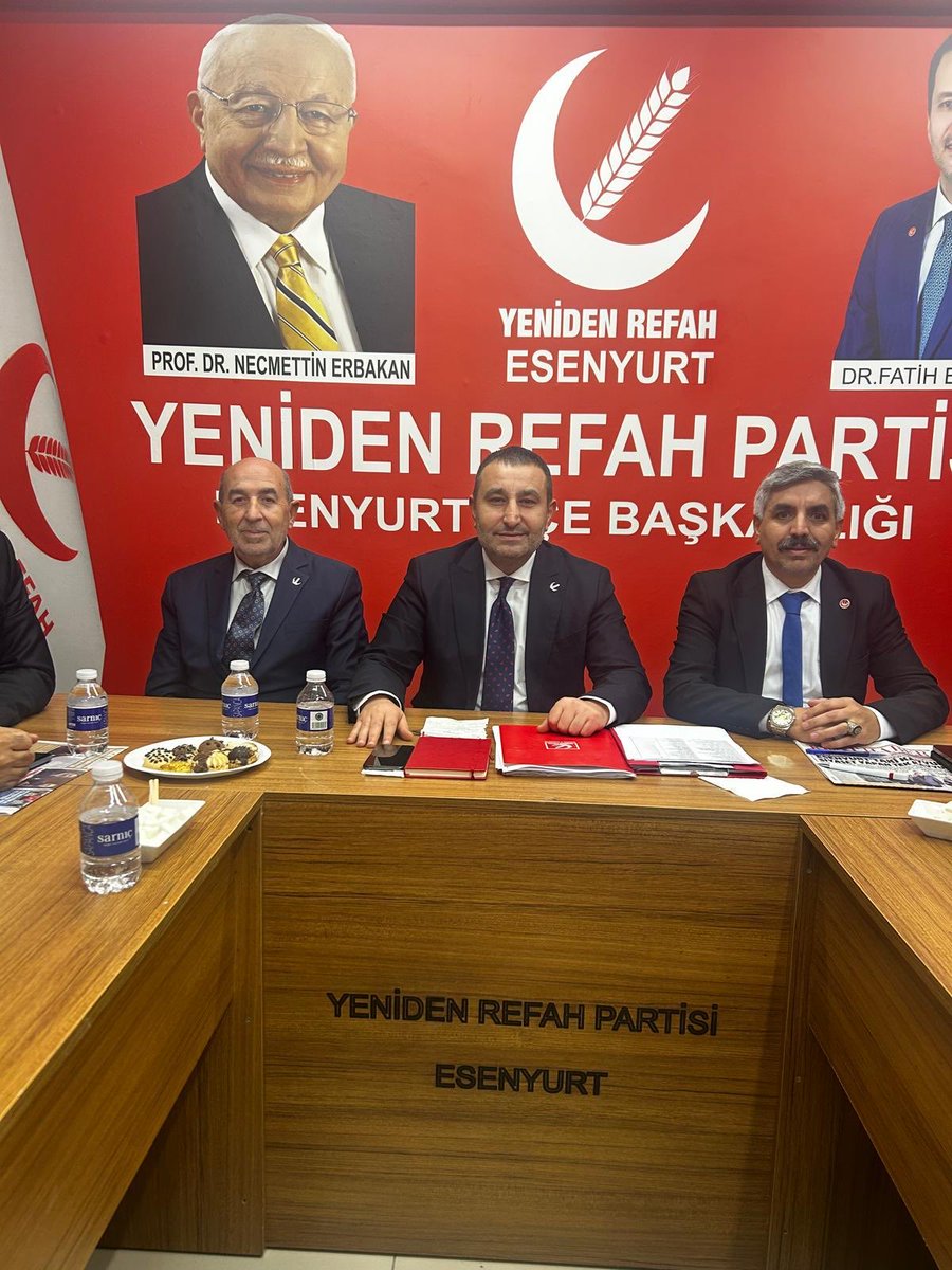nuriozatatr's tweet photo. ESENYURT…

İstanbul İl Teşkilatımızla birlikte Esenyurt İlçe Başkanlığımızı ziyaret ettik . İlçe Başkanımız Selçuk Güneş ve teşkilatımıza özverili çalışmalarından dolayı teşekkür ederiz. https://t.co/slTfdzaKil