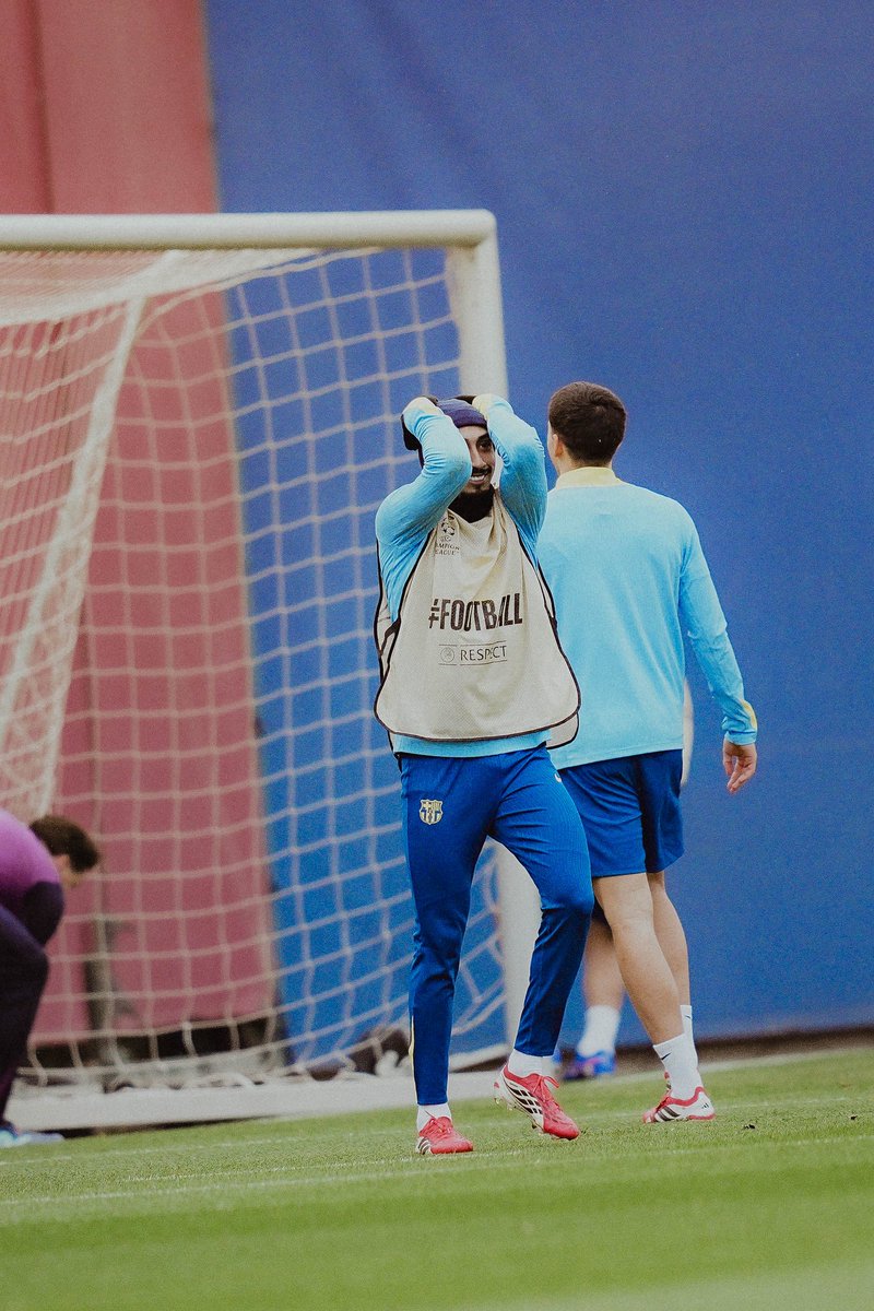 Só pode um toque 😅