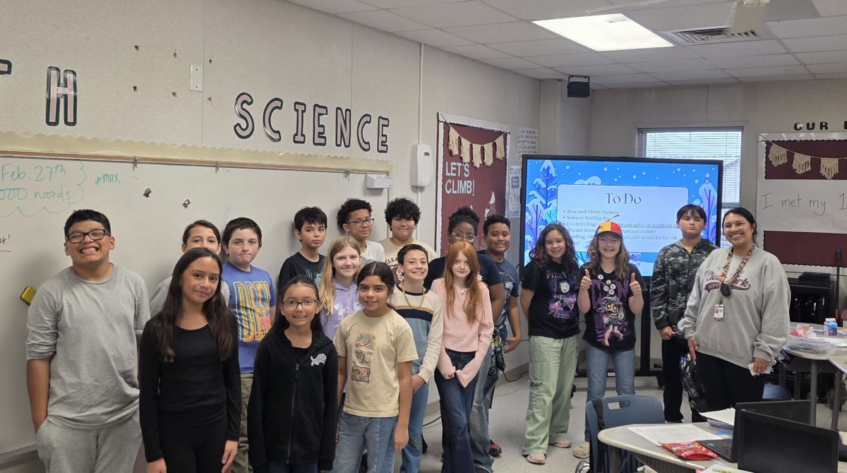 Chi Rocha tweet media