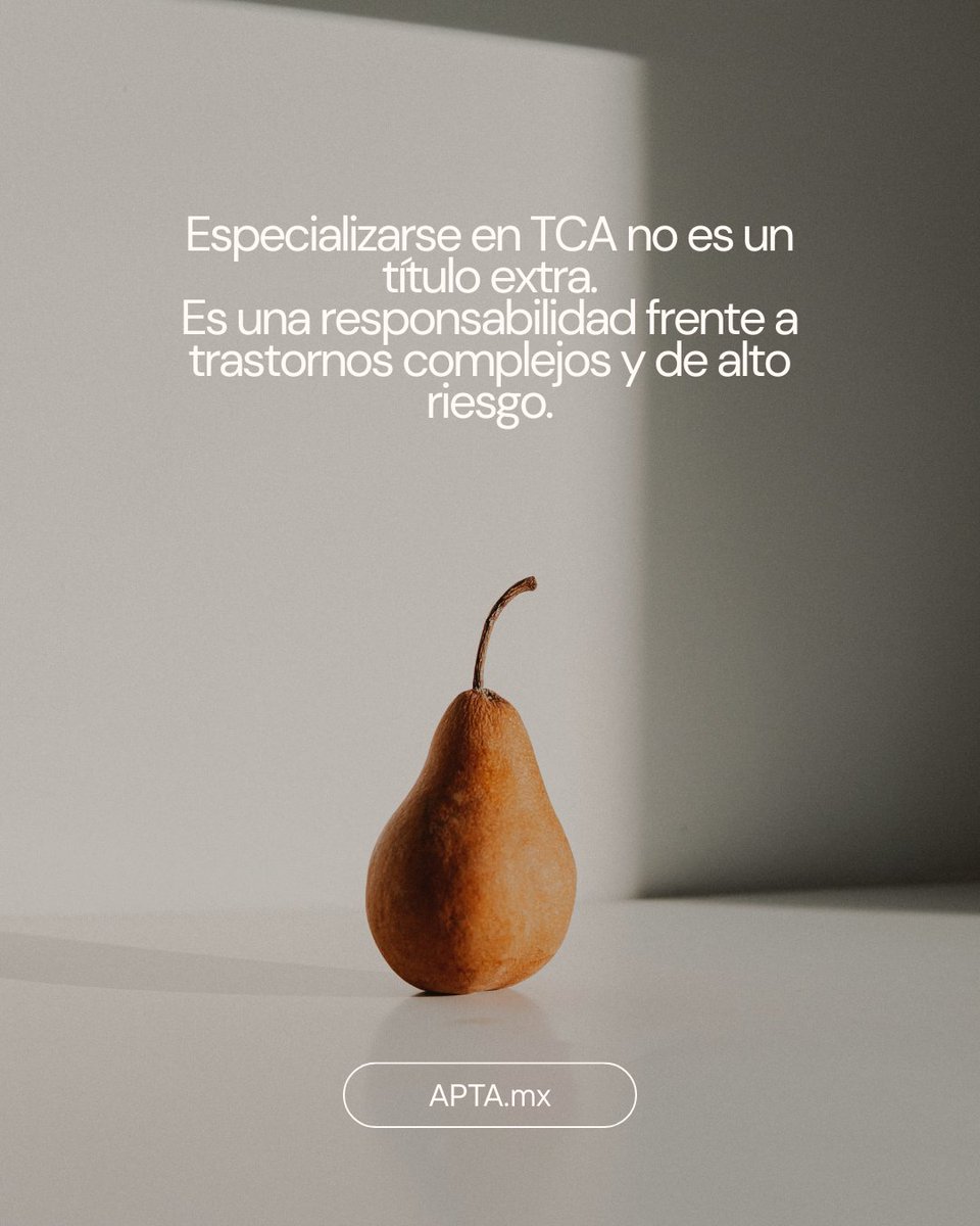APTA_mx's tweet photo. Porque la nutrición no solo prescribe alimentos.
También cuida, sostiene y, cuando se ejerce con conciencia, salva.
Feliz día a quienes hacen de esta profesión un acto de responsabilidad y humanidad. https://t.co/COOeRFNJzZ
