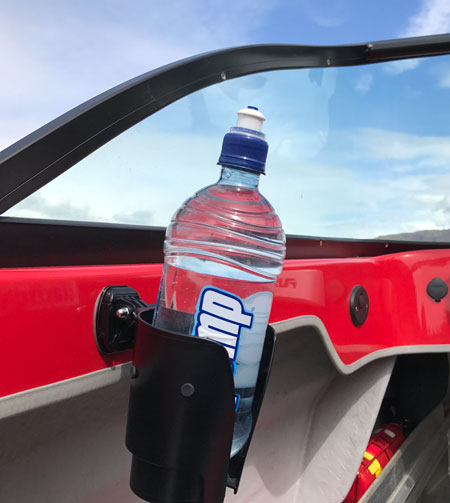 TallonSystems's tweet photo. No drills. No tools. No fuss.

The Tallon GO Cup &amp; Bottle Holder installs in seconds with a quick no-drill setup and holds cups &amp; bottles securely on boats, vehicles, and machinery.

Built tough. Made in NZ
👉 Check it out: https://t.co/CrWvJrucGa https://t.co/wE0l5TrmJf