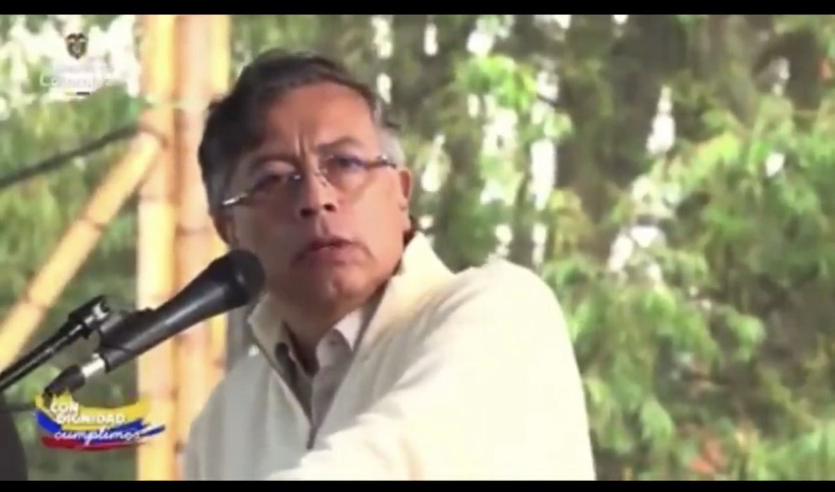 Jhonffonseca's tweet image. 🇨🇴🚨¡ULTIMA HORA! El 98% de los colombianos apoyan la extradición de Petro a Estados Unidos.