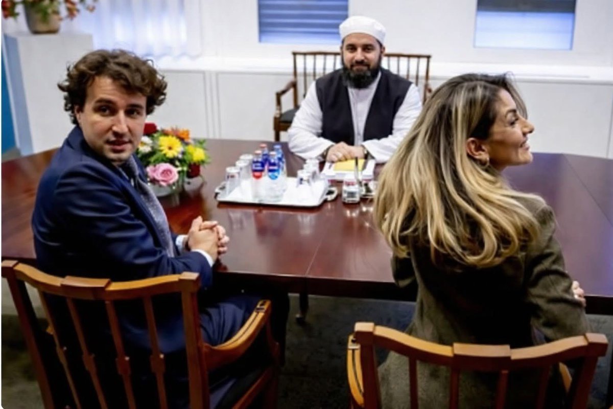 dendolly1's tweet image. Met deze lui verandert Nederland in een Islamitische Metropool