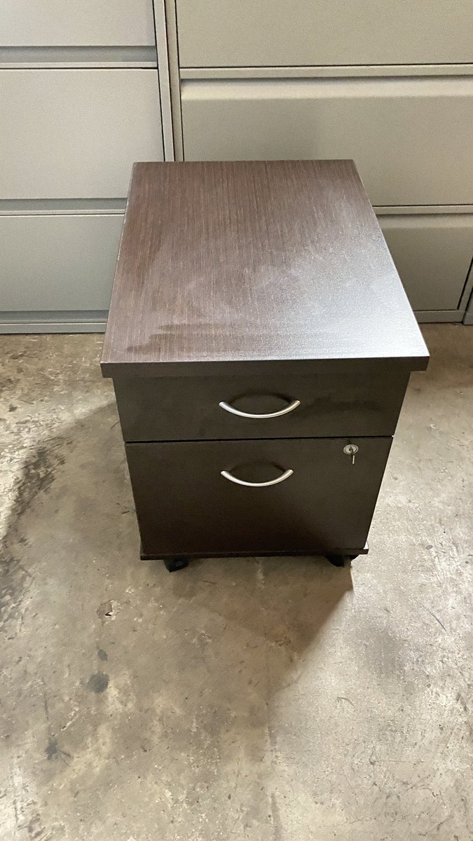 DFSIHOUSTON's tweet photo. Global wood group mobile cabinet, commercial grade, espresso finish, locking casters, working lock with key, dimensions: 16.5" wide x 23" deep x 22" height #officefurniture https://t.co/d4eTD6nAcj