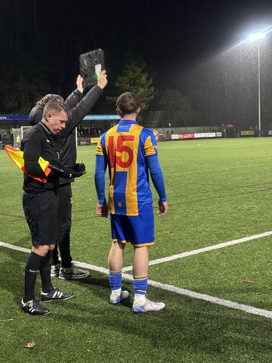Basingstoke_FC's tweet photo. Making his Basingstoke Town debut, Charlie North! 

#BeBasingstoke https://t.co/rPRajo6EPn