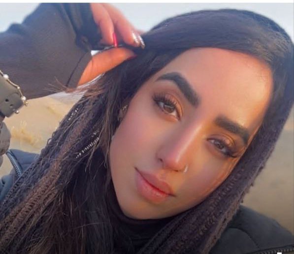 Ghazal Aghai Lindi, born on July 10, 1998, in Tehran and raised in Qaleh Hassan Khan (Shahr-e Qods), was shot and killed on the night of January 18 during a protest gathering against the governorate of Shahr-e Qods.
After security forces attacked protesters with tear gas, sound