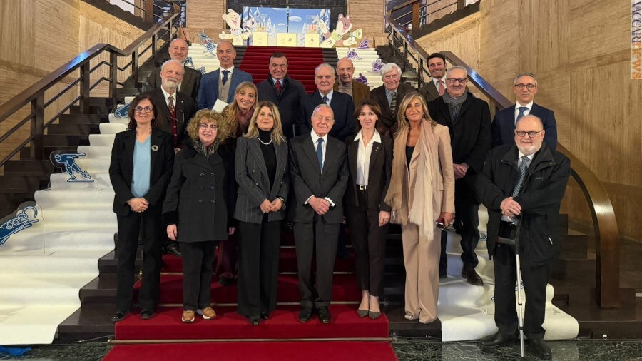 Vaccarinews's tweet image. #Consulta per l’#emissione di #cartevaloripostali e la #filatelia,oggi il primo incontro: vaccarinews.it/twnews/tw_3953…