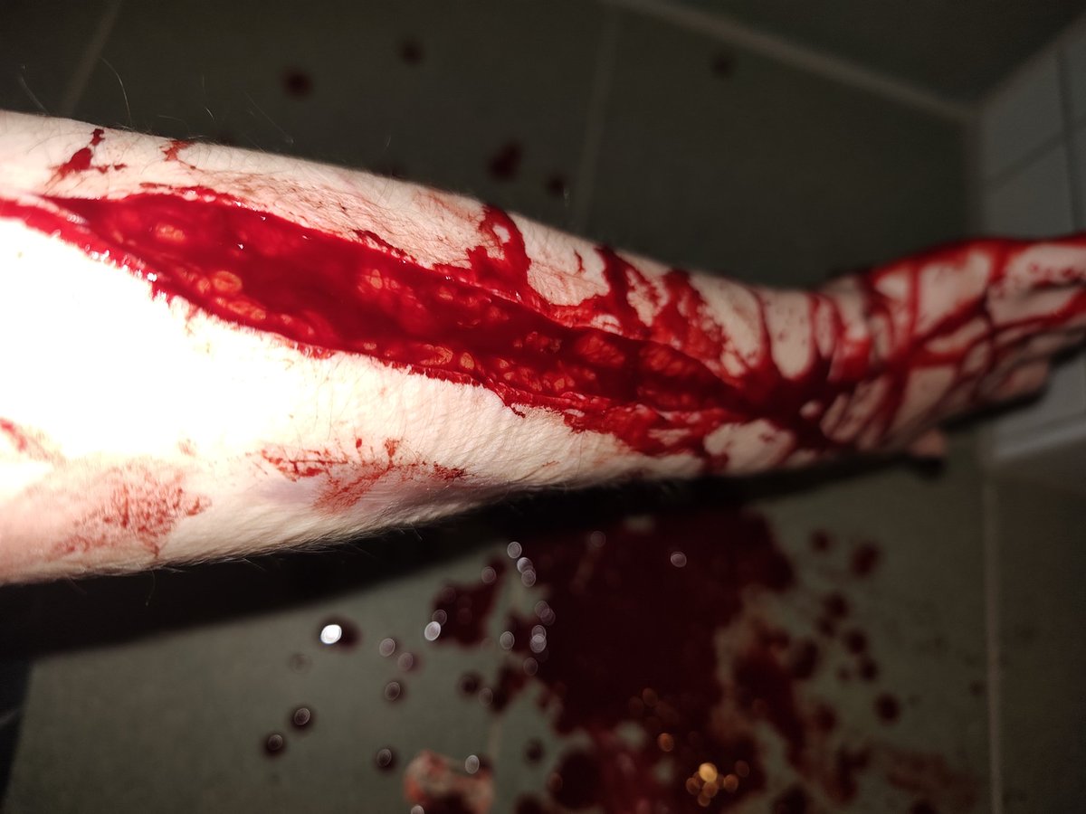 riຖ ໐f Şhtຟt 🍊 tweet media