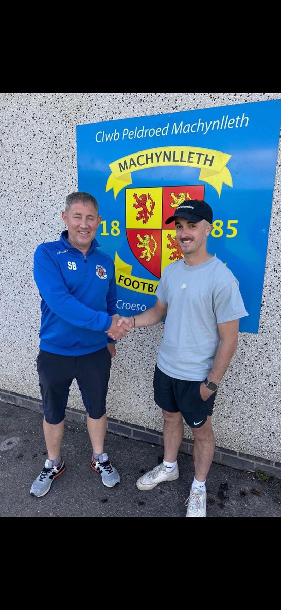 Machynlleth FC tweet media