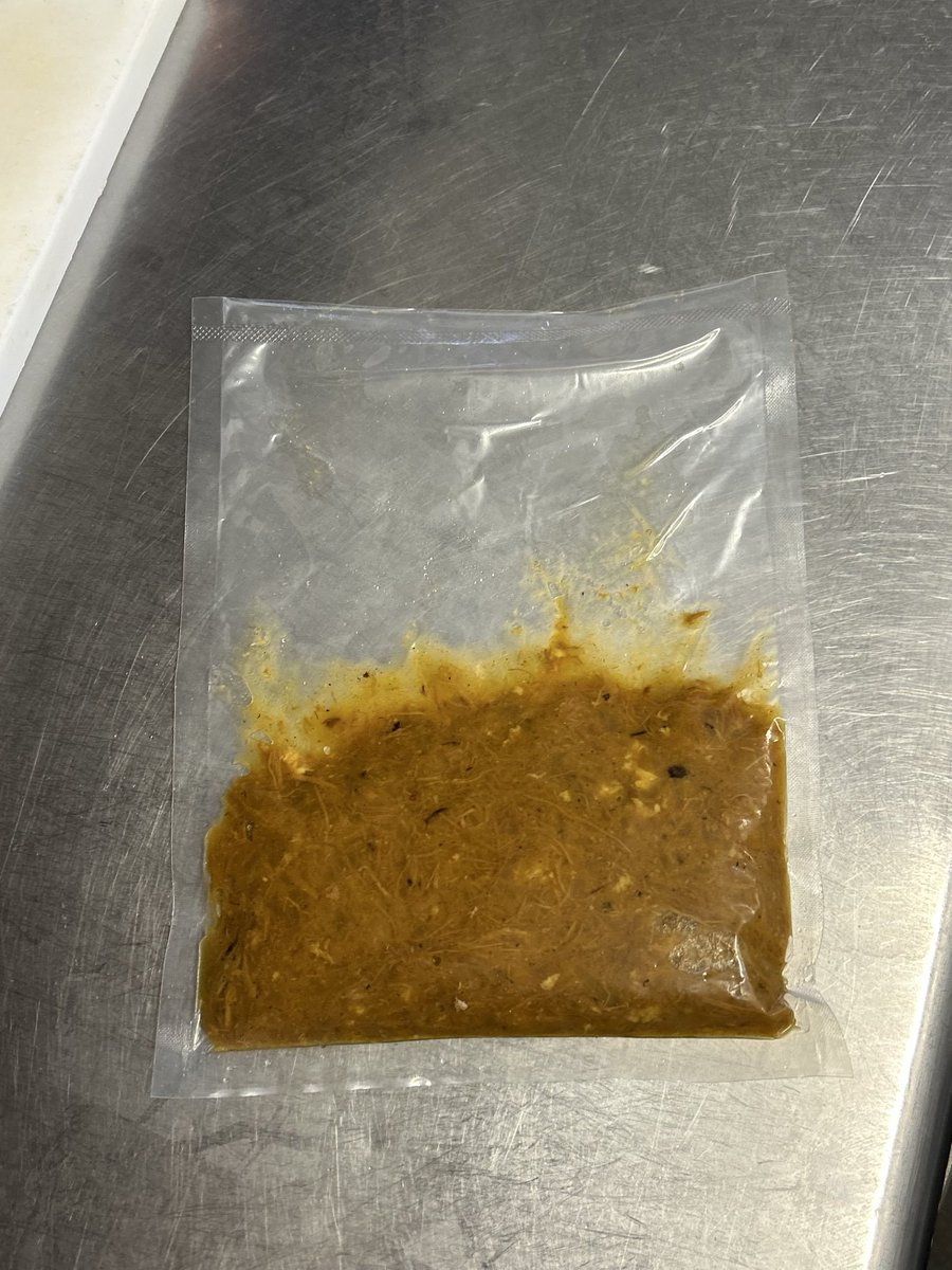 本日第4水曜限定
麺闘タツ

よろしくお願いします！

数量限定でTOKYO Xバラ肉あります
1枚350円  豚マシ食券で

※来月2/25はラーメン祭りで仕込みできないためお休みします。