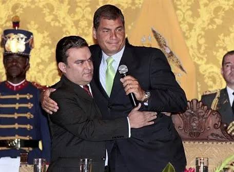 UrgenciaEcu's tweet image. ⚫ Ovidio Guzmán, hijo de El Chapo, colaborador en el caso de Nicolás Maduro en Estados Unidos, habría confesado a la justicia de EEUU, que los nexos del tráfico de drogas en Ecuador durante el 2009 - 2017 era por medio del ex-presidente Rafael Correa y José Serrano.