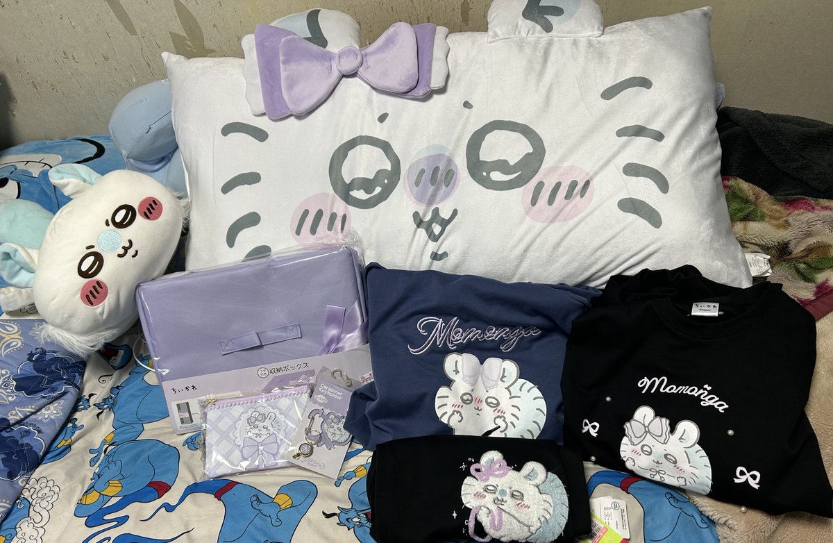 ふふふー 仕事はみんなに任せ 私はしまむらでモモンガの確保に勤しん