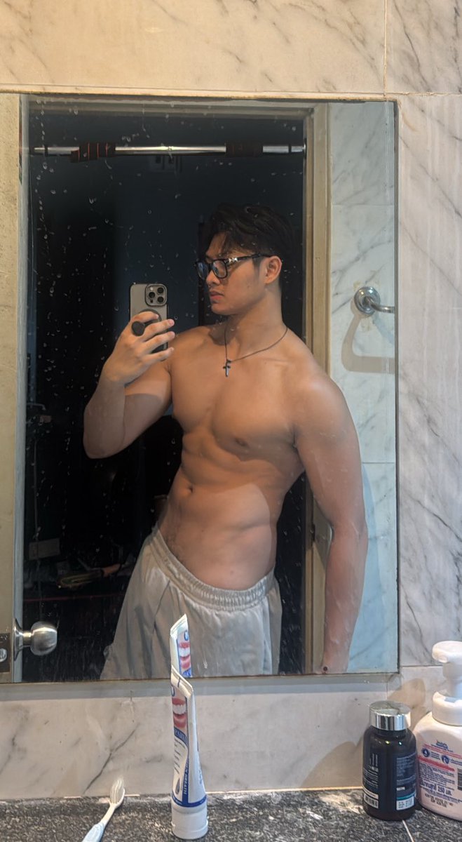 PEETBOYD (@izerpeet) on Twitter photo 