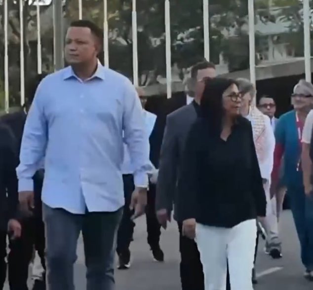 VVperiodistas tweet media