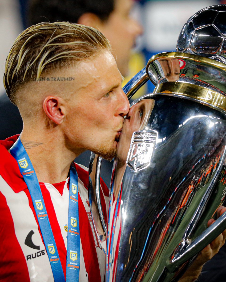 Santi Ascacibar tweet media