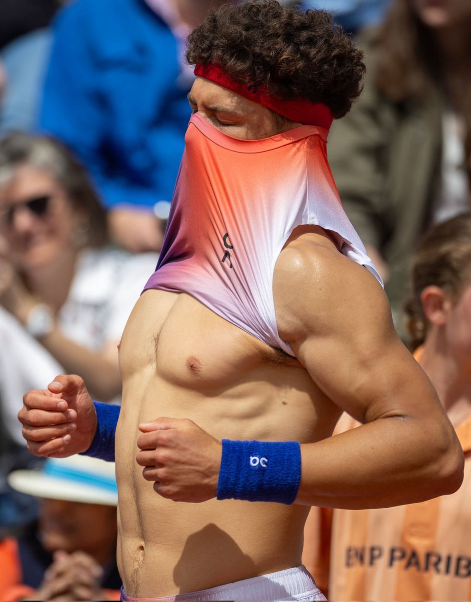 peroquehombres's tweet image. Ben Shelton