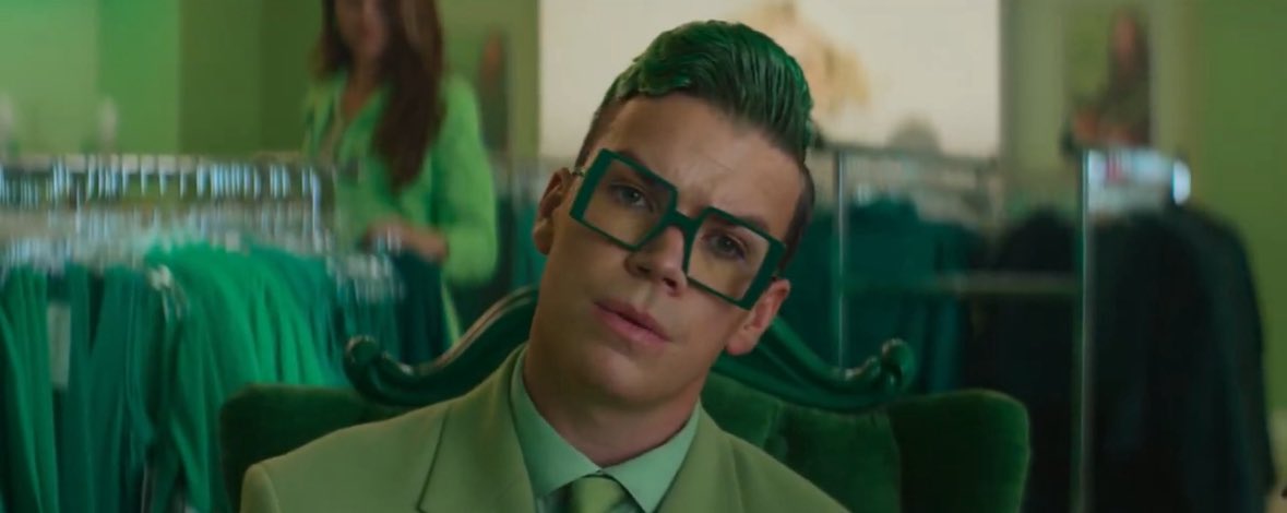 hiimbobbi's tweet image. Yummy yummy yummy costume design