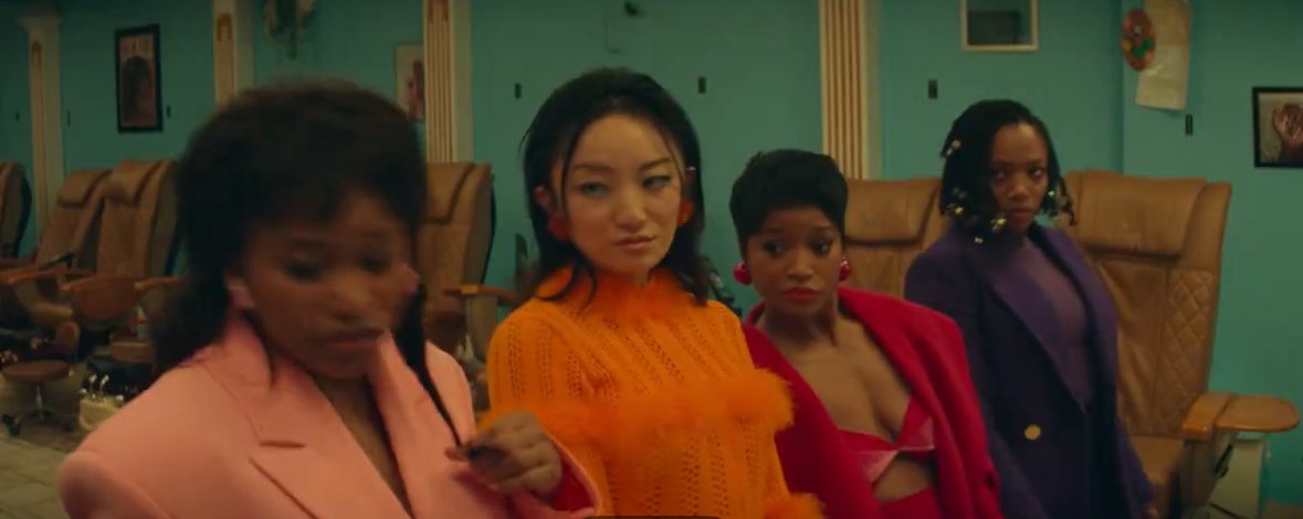 hiimbobbi's tweet image. Yummy yummy yummy costume design