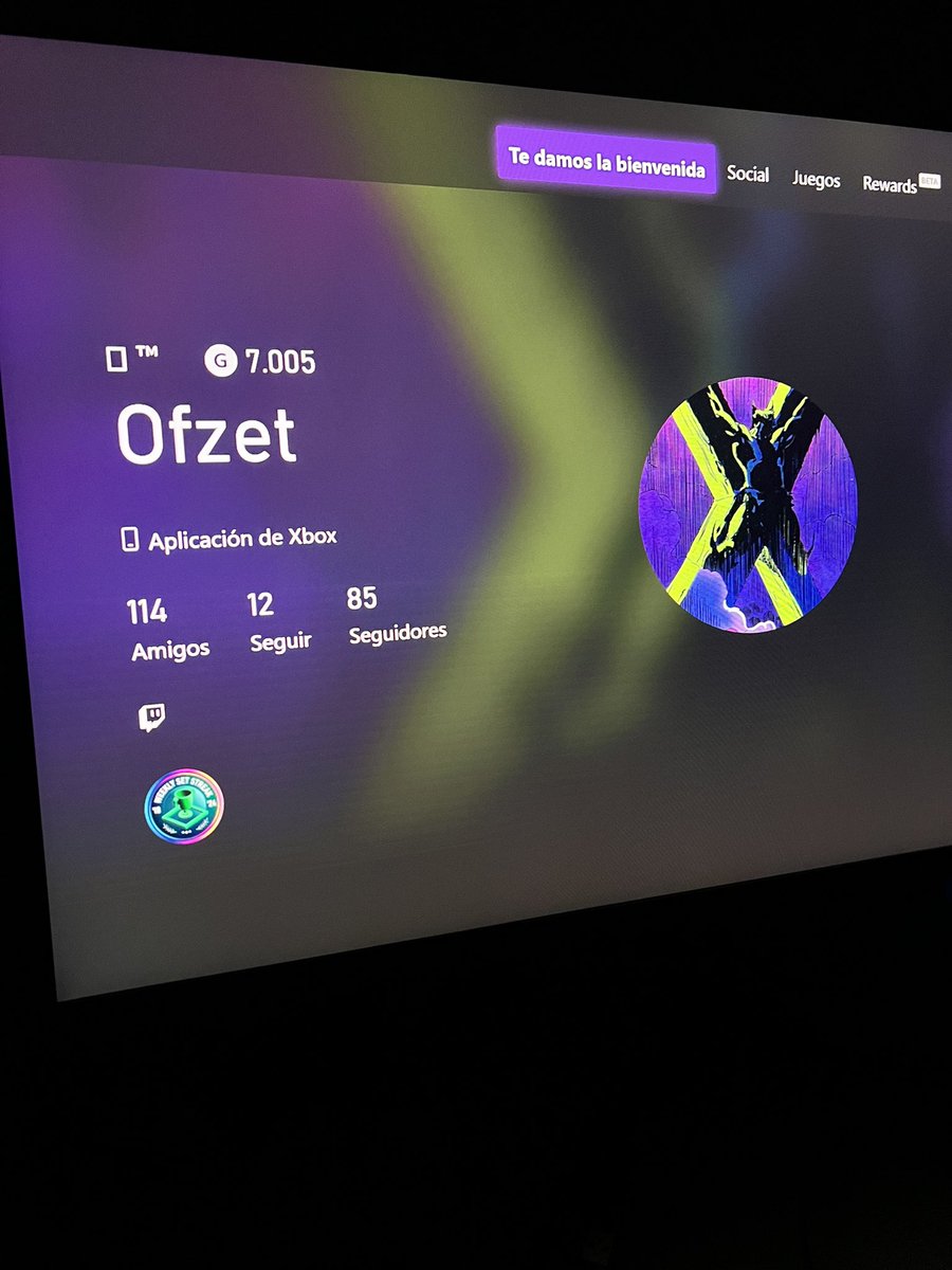 Izzyslai tweet media