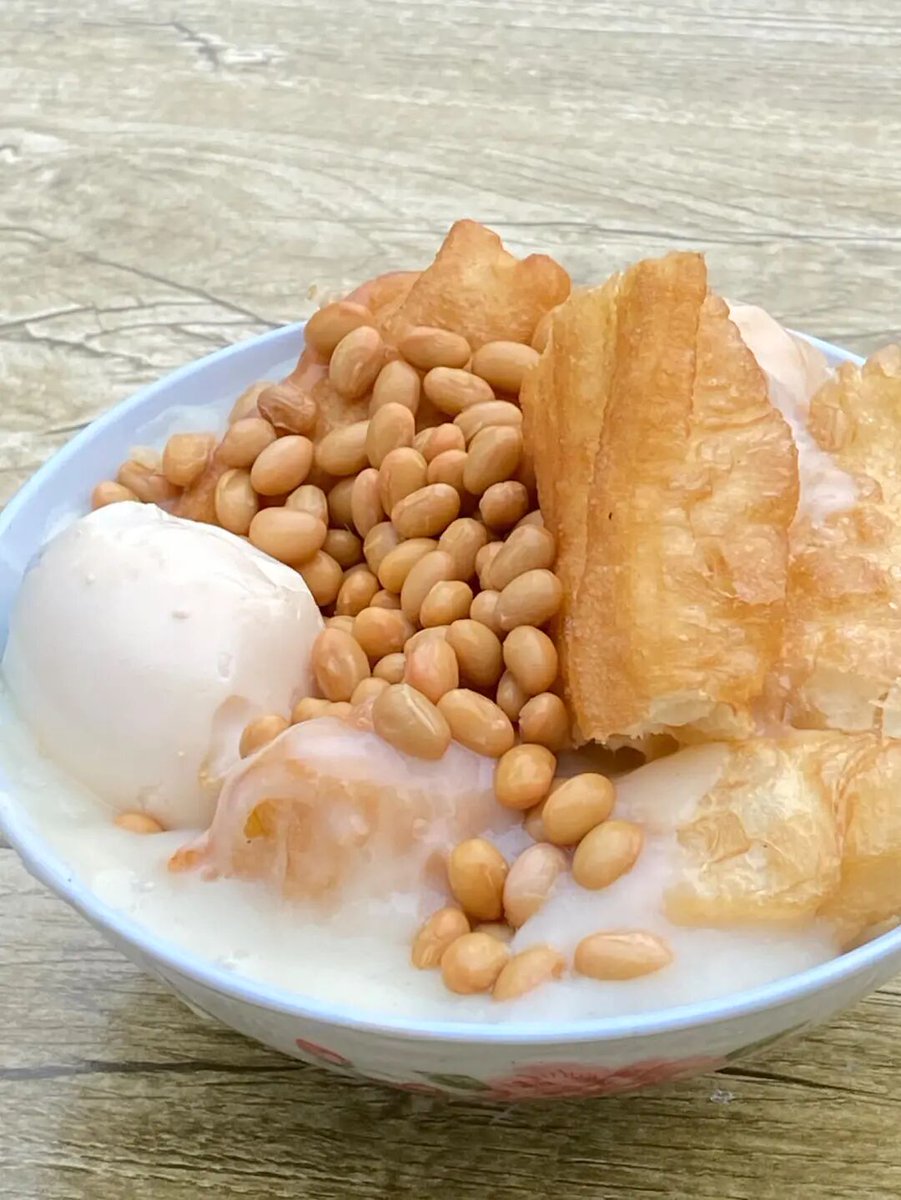 这个腊八，不妨来山东走一走，喝一碗地道的腊八粥，腌一坛翠绿的腊八蒜，逛一场热闹的年货大集，在传统的味道里，感受最浓的年味儿，收藏最暖的新年记忆。