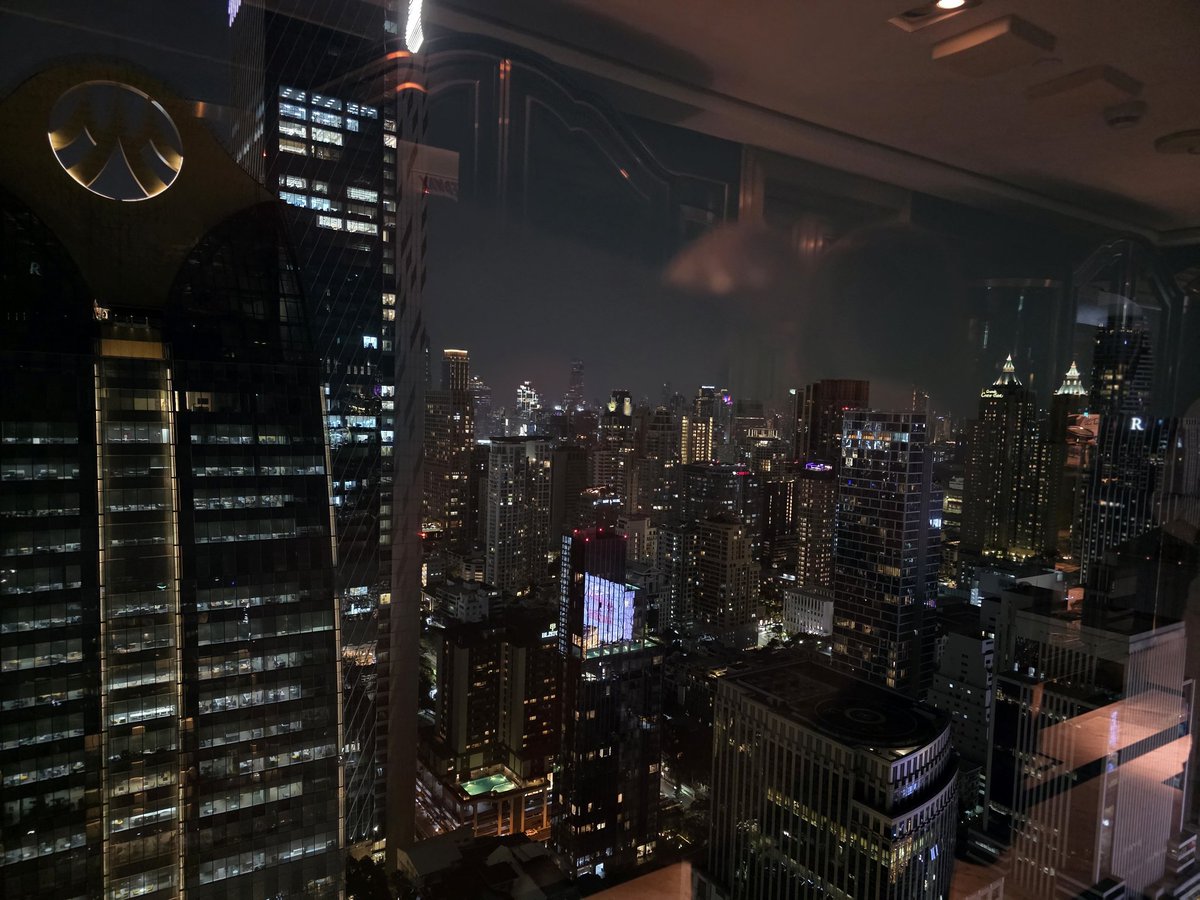 guide24's tweet image. ถ้าได้จัดวิวนี้คงฟินน่าดูว่ามั้ยครับสาวๆ #กรุงเทพ #ทองหล่อ #สุขุมวิท #ขอนแก่น #ขอนแก่นในเมือง #มข