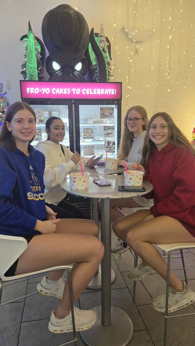 Mackinley Gossett tweet media