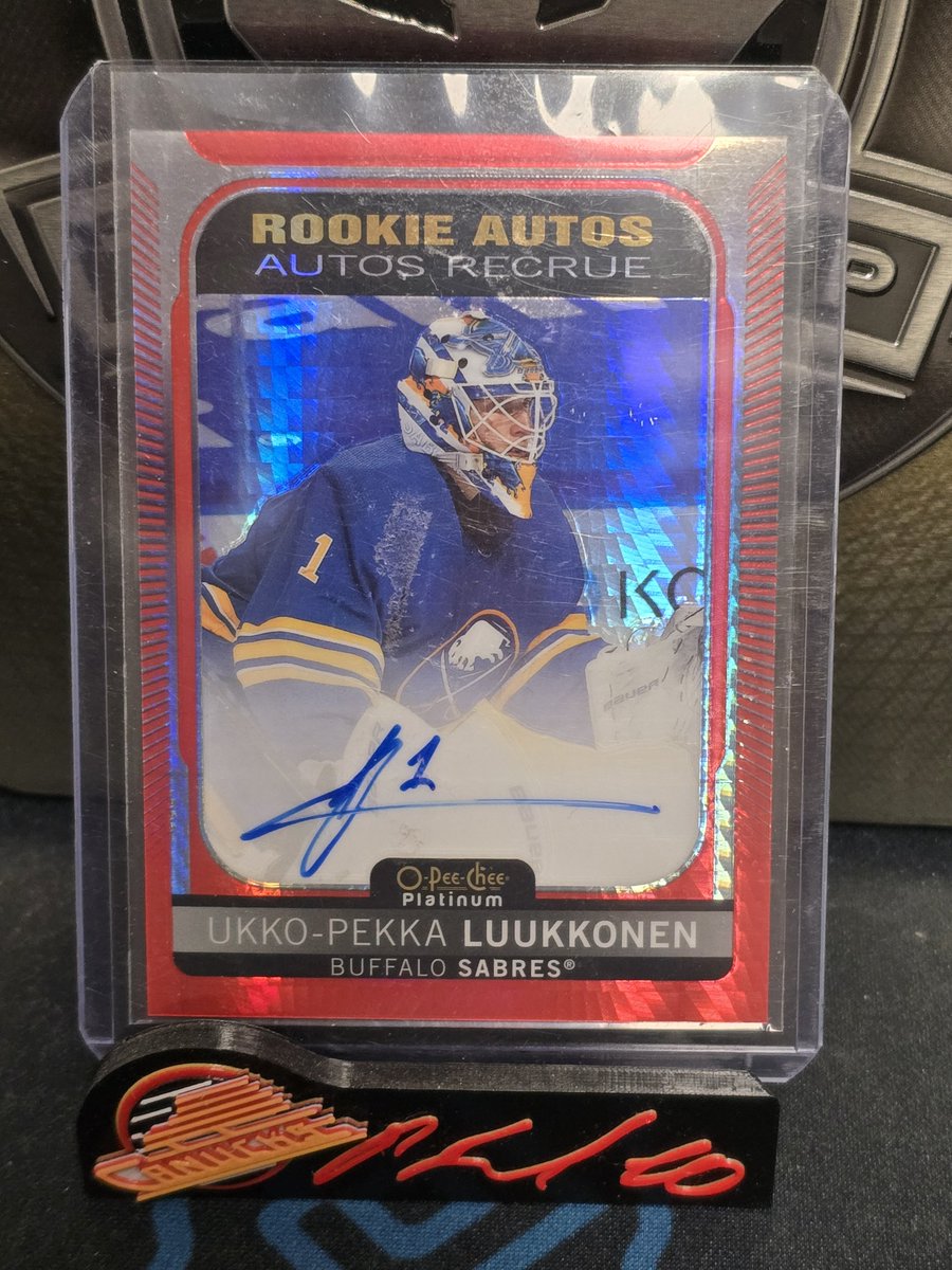 FlyingVCards's tweet image. Another solid mailday came in today! 

Shoot me a DM if anything is of interest 😃 

#UpperDeckHockey #FlyingVCards