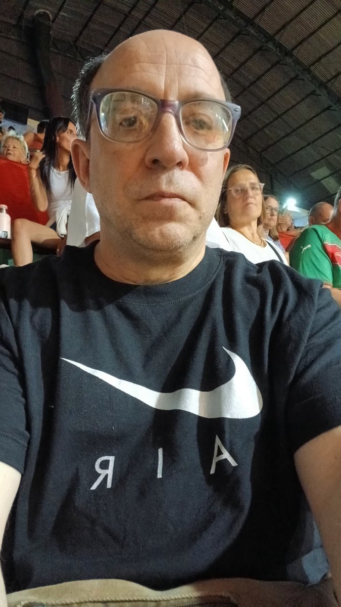 Cada vez que se puede, acompañando al equipo. Arriba Aguada !!! 😉💪🇮🇹