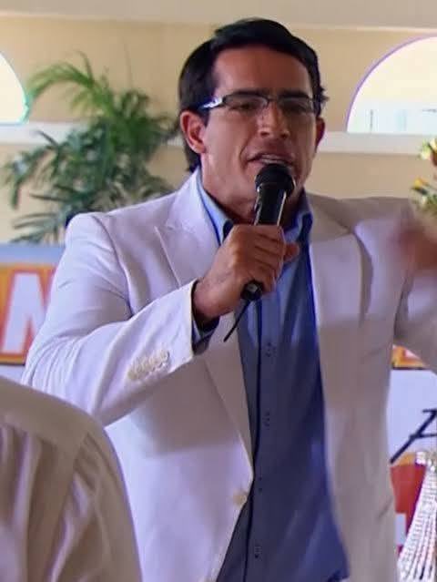 larosecat's tweet image. No los compares, solo disfrútalos