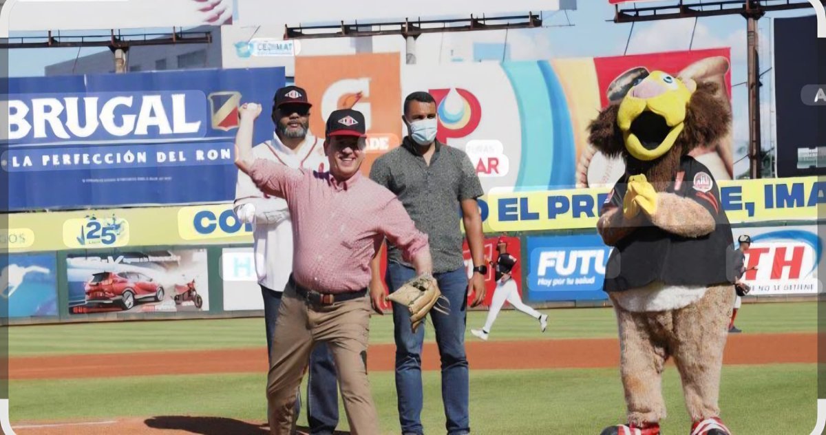 ¡Felicidades, Leones del Escogido! <a href="/EscogidoBBClub/">𝐄𝐬𝐜𝐨𝐠𝐢𝐝𝐨 𝐁𝐚𝐬𝐞𝐛𝐚𝐥𝐥 𝐂𝐥𝐮𝐛</a> 🦁⚾ Bicampeones del béisbol otoño-invernal dominicano en la temporada 2025-2026, en un torneo dedicado a una leyenda eterna de la franquicia y orgullo nacional, nuestro inmortal de Cooperstown: Juan Marichal. 

Este título no